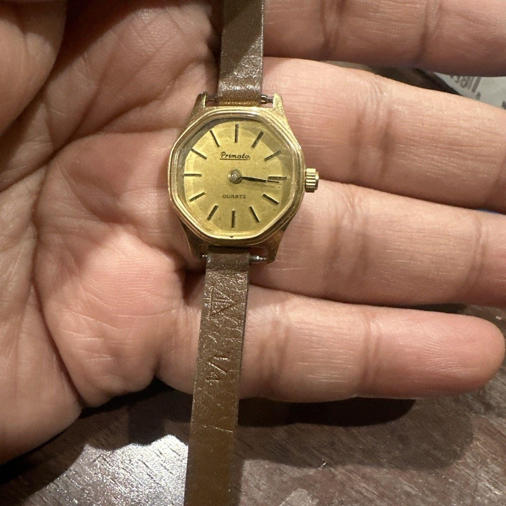 Working Vintage PRIMATO Womens Gold Tone Watch QUARTZ 20mm Brown Leather Antique